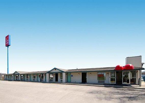 Austin Town Inn Austintown Exterior photo