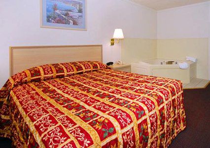 Austin Town Inn Austintown Room photo