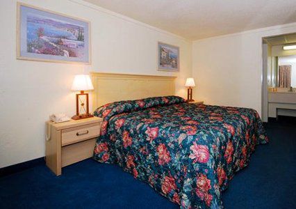 Austin Town Inn Austintown Room photo
